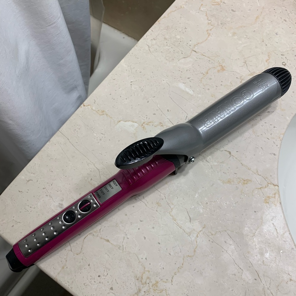 INFINITIPRO BY CONAIR 1.25 IN Ceramic Curling Iron